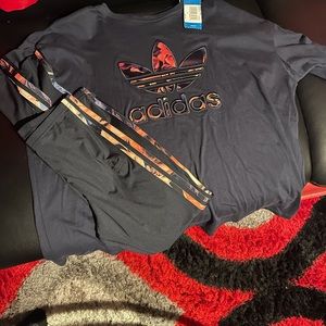 2 piece Medium adidas tracksuit